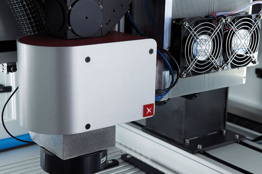 Ces solutions de marquage réalisent des codes 2D ou alphanumériques en une seule impulsion laser et le taux de marquage dépasse 10 marquages uniques par seconde.