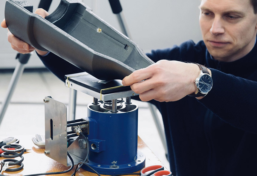 L’Institut Fraunhofer IFF a brevetée une solution qui facilite l'évaluation des risques liés
au déploiement de robots collaboratifs. Source : Fraunhofer IFF