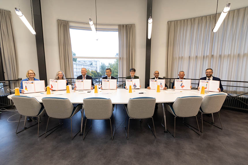 Signature du protocole d’accord pour la création du NMI-Q, au Laboratoire National de métrologie et d’essais à Paris, le 15 octobre 2025. Source : LNE