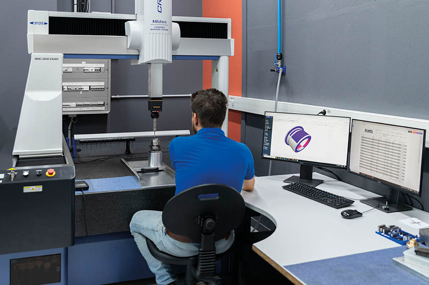 Le module TRACE gère en temps réel la qualité de chaque pièce, lot ou produit, dès l’entrée de la matière première jusqu’à la sortie du produit. Source : Ellistat