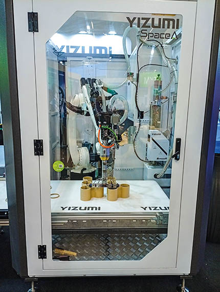 Le système d'impression 3D robotisé de granulés industriels SpaceA C-Line du constructeur chinois Yizumi facilite la personnalisation des pièces, tout en réduisant leur poids et en améliorant leur complexité. Source : Mirel Scherer