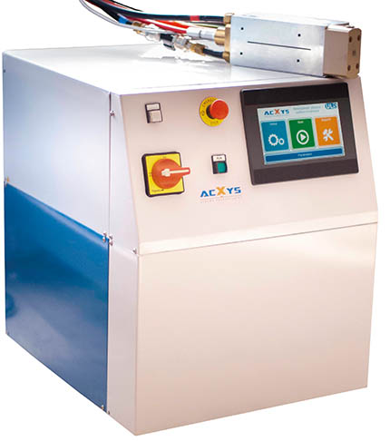 Les technologies utilisées par AcXys Technologies permettent une mise en place rapide de procédés de traitement de surface économiques et respectueux de l'environnement. Ici, un équipement de déposition plasma ULD. Source : AcXys Technologies