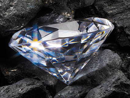 Les revêtements DLC (Diamond Like Carbon) développés par Eifeler offrent une solution de très haute performance pour les composants soumis à de fortes contraintes mécaniques, tribologiques et chimiques. Source : Voestalpine HPM France