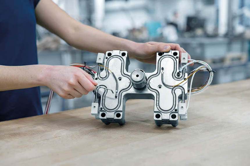 Les configurateurs et assistants intelligents de Meusburger réduisent les phases de travail manuel, minimisent les sources d'erreurs et accompagnent les concepteurs tout au long du processus de développement. Source : Meusburger